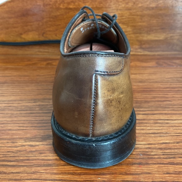 Allen Edmonds Park Avenue captoe oxfords. Size 9 width C in medium brown leather main image 15